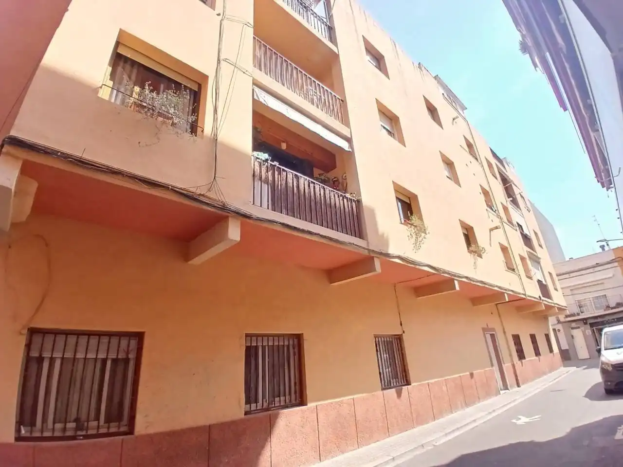 Außenansicht von Dachboden zum Verkauf in Vilanova i la Geltrú mit Klimaanlage, Parkett und Terrasse