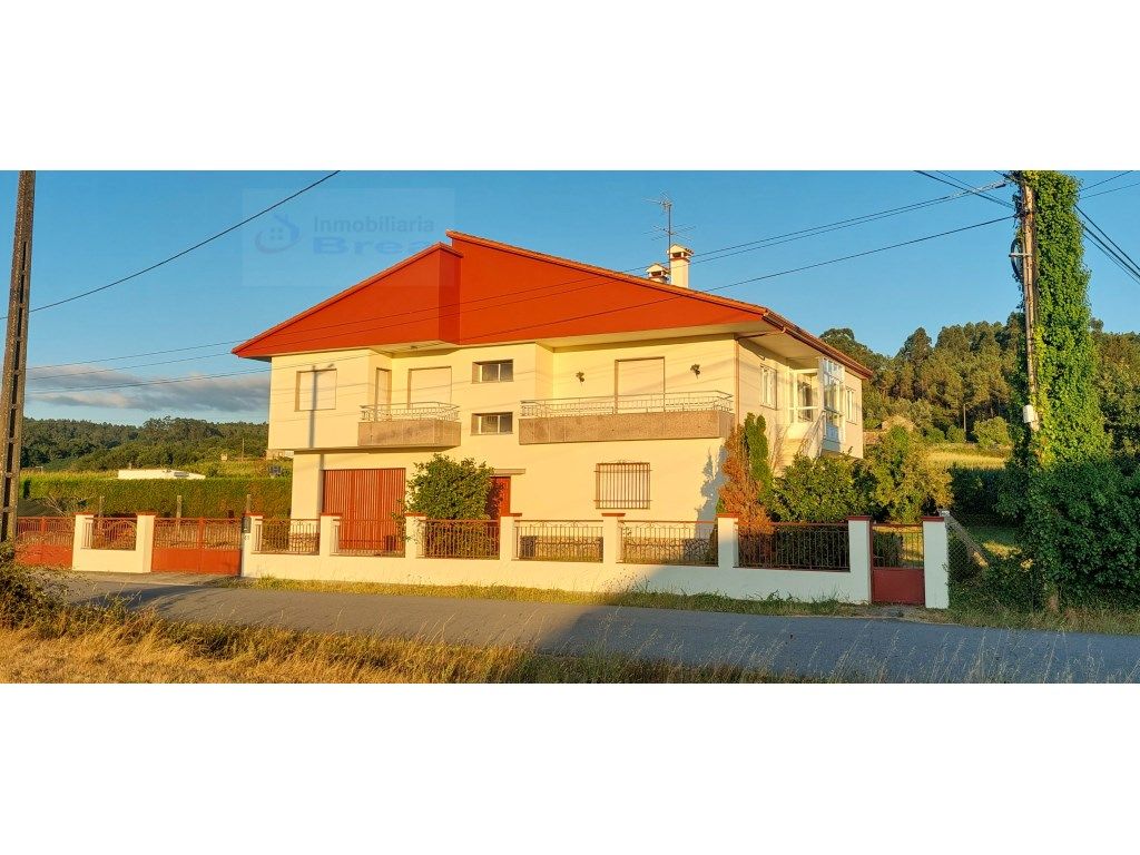 Exterior view of House or chalet for sale in A Estrada 