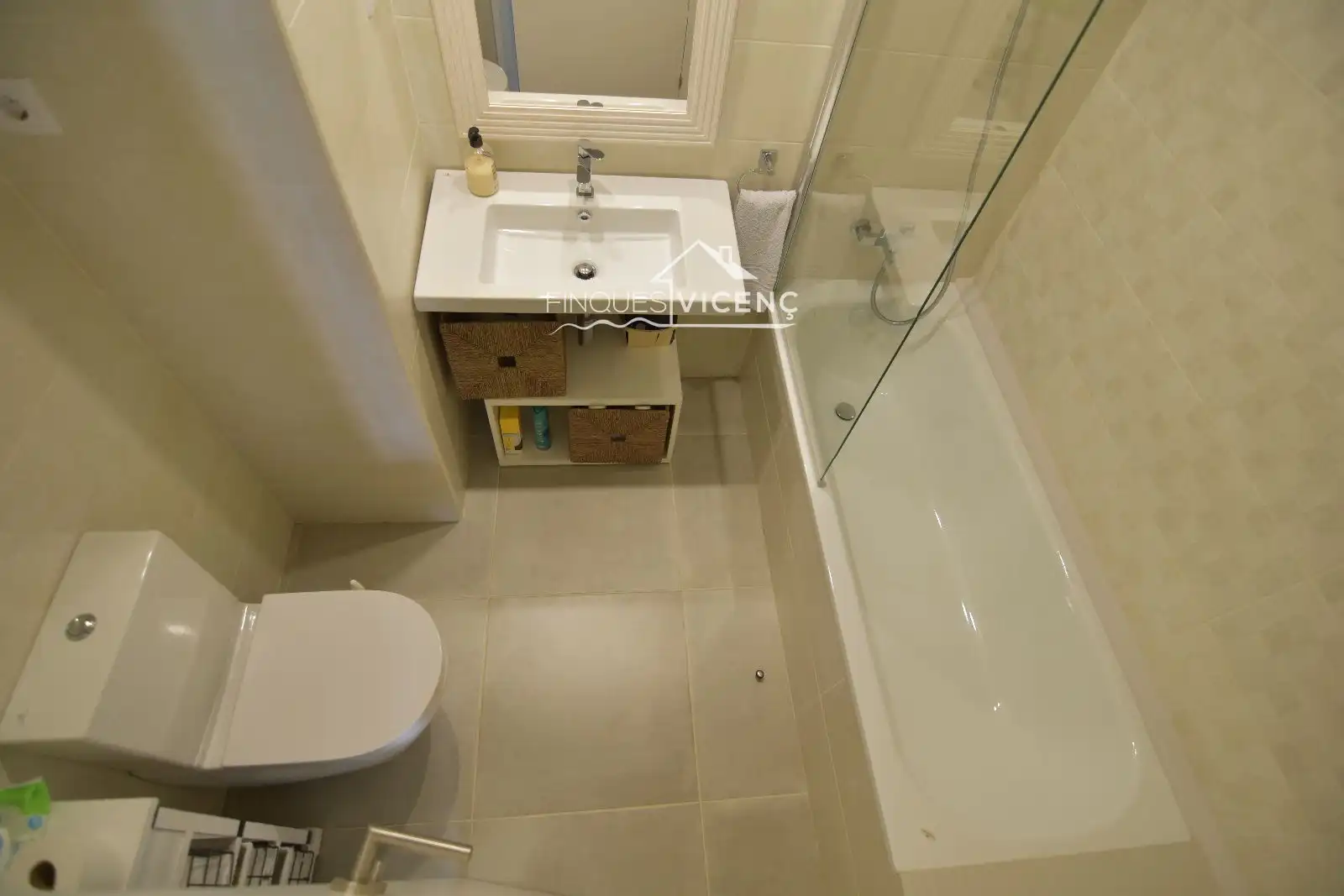Badezimmer von Maisonette zum Verkauf in Calafell mit Klimaanlage, Heizung und Terrasse