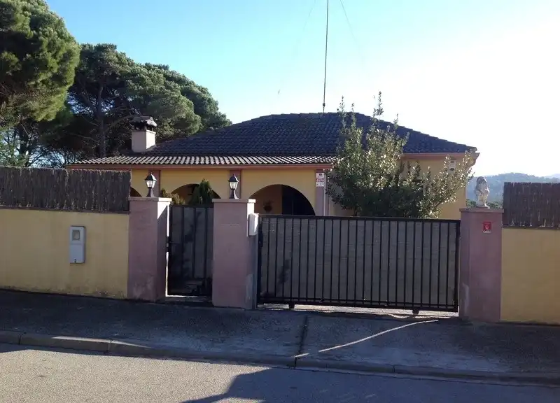 Villa à vendre à C/ Ura