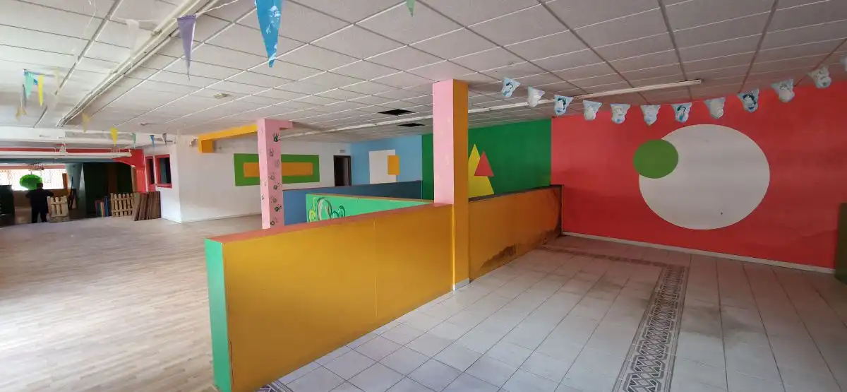 Business premises for sale in Carrer de la Lluna, imagen 3