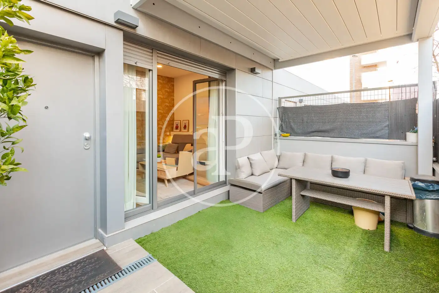 Terrassa de Loft en venda en San Sebastián de los Reyes amb Aire condicionat, Calefacció i Jardí privat