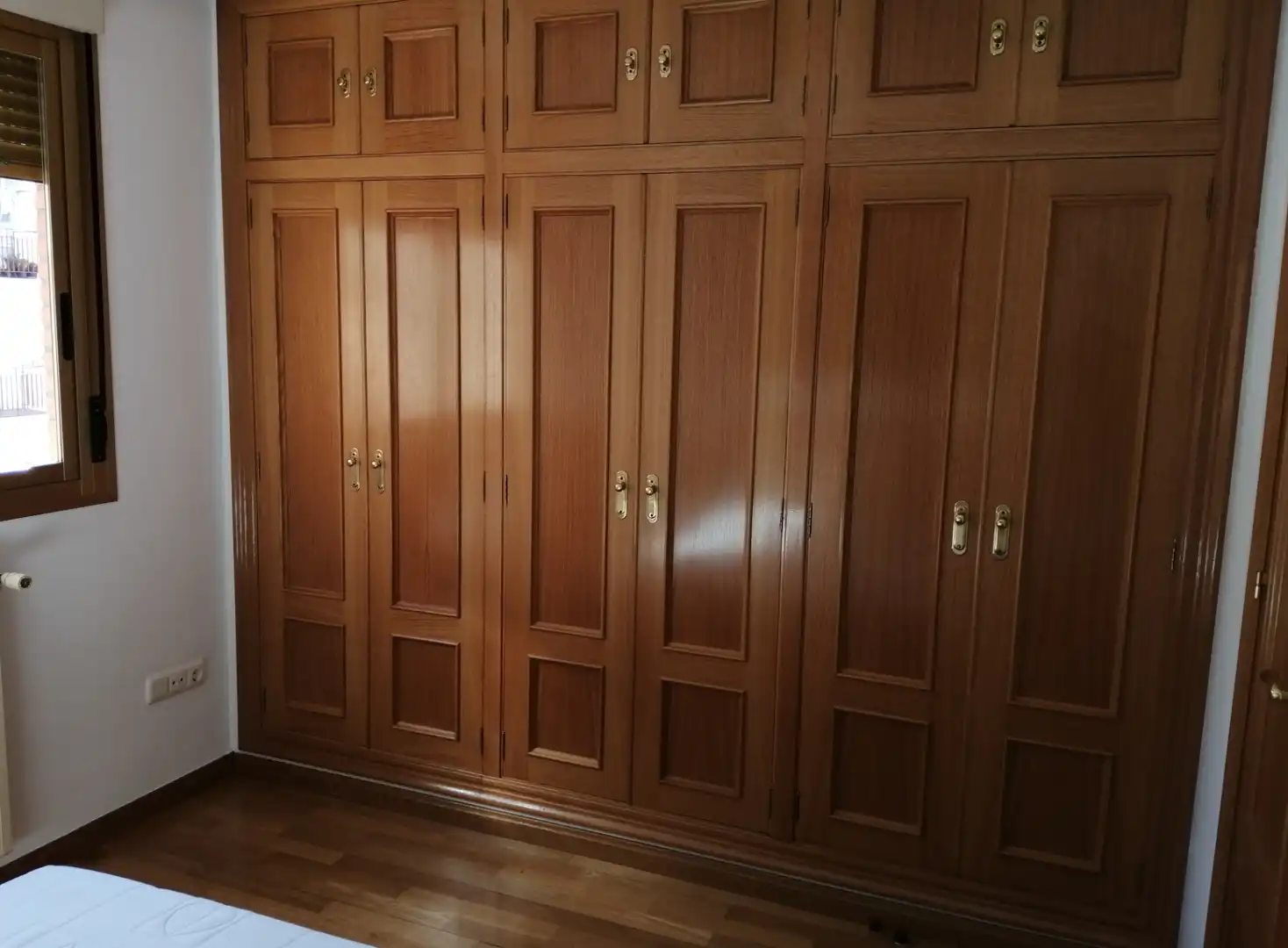 Bedroom of Flat for rent in Zaragoza  with Air Conditioner, Heating and Parquet flooring