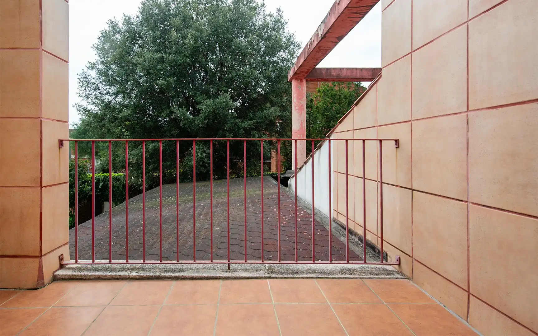 Terraza de Casa o chalet en venta en Sant Boi de Llobregat con Aire acondicionado, Jardín privado y Trastero
