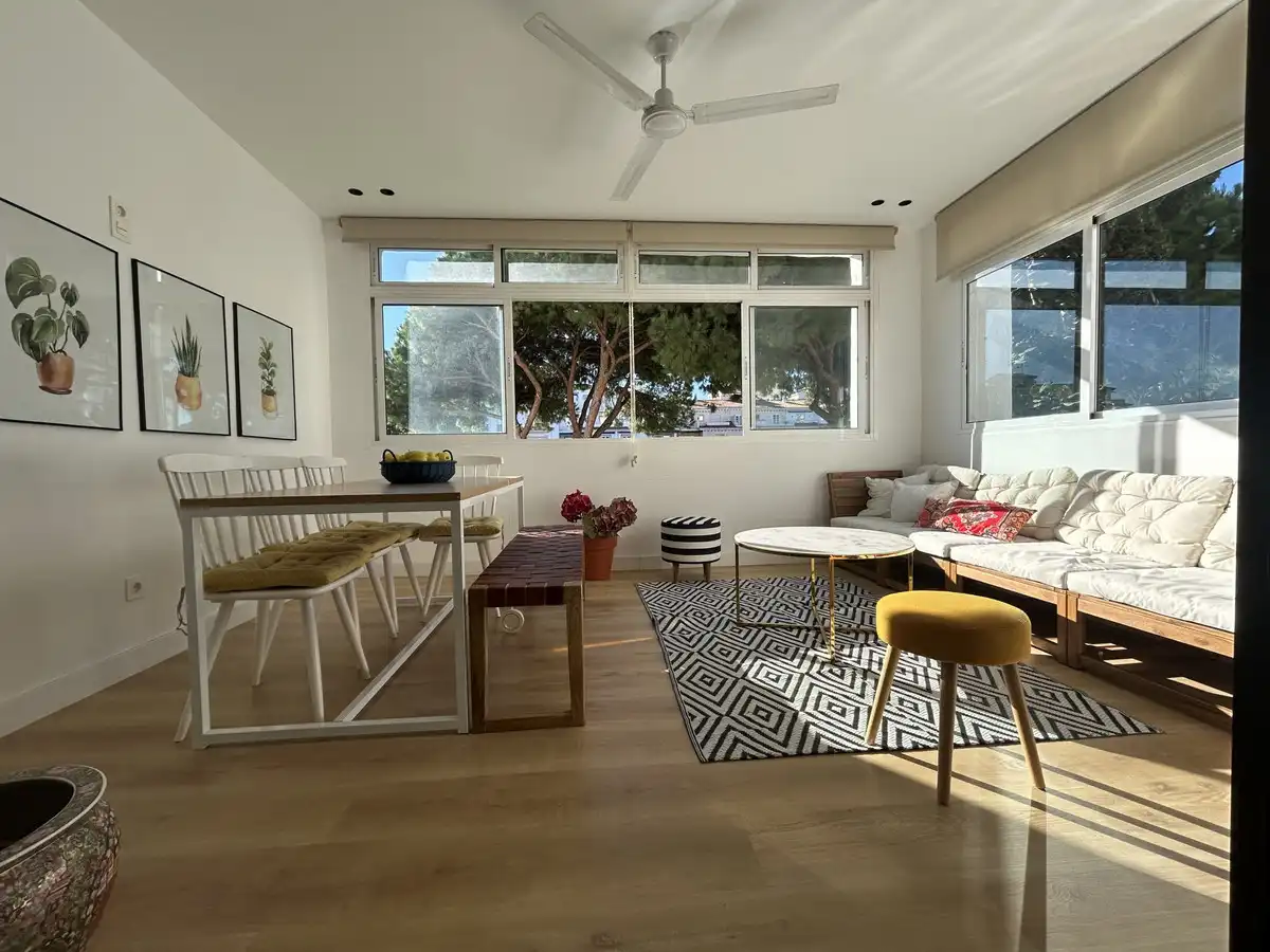 Wohnzimmer von Wohnung zum Verkauf in Marbella mit Klimaanlage, Terrasse und Möbliert