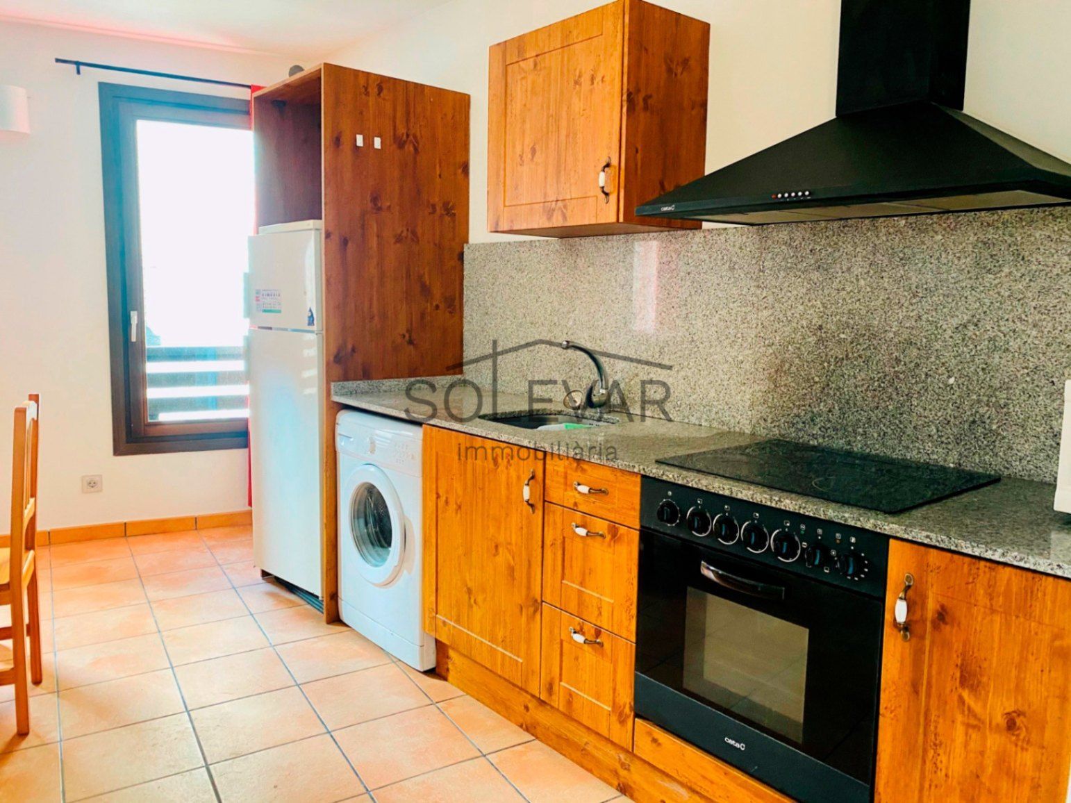 Küche von Wohnungen zum verkauf in Alins mit Abstellraum