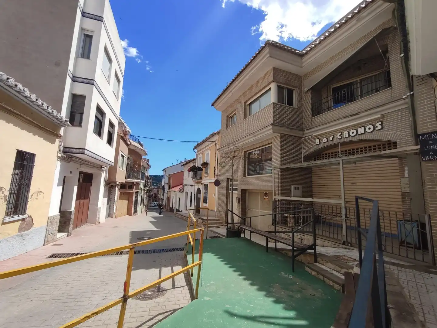 Vista exterior de Casa adosada en venta en Gilet con Terraza y Balcón