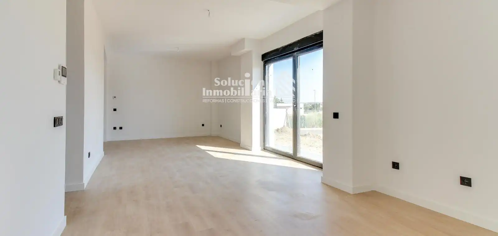 Living room of Detached homes for sale in Carbajosa de la Sagrada  with Heating, Terrace and Storage room