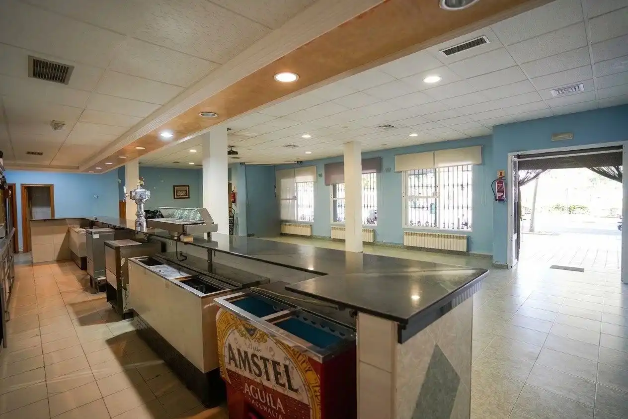 Local en venta en Guadiana, Badajoz