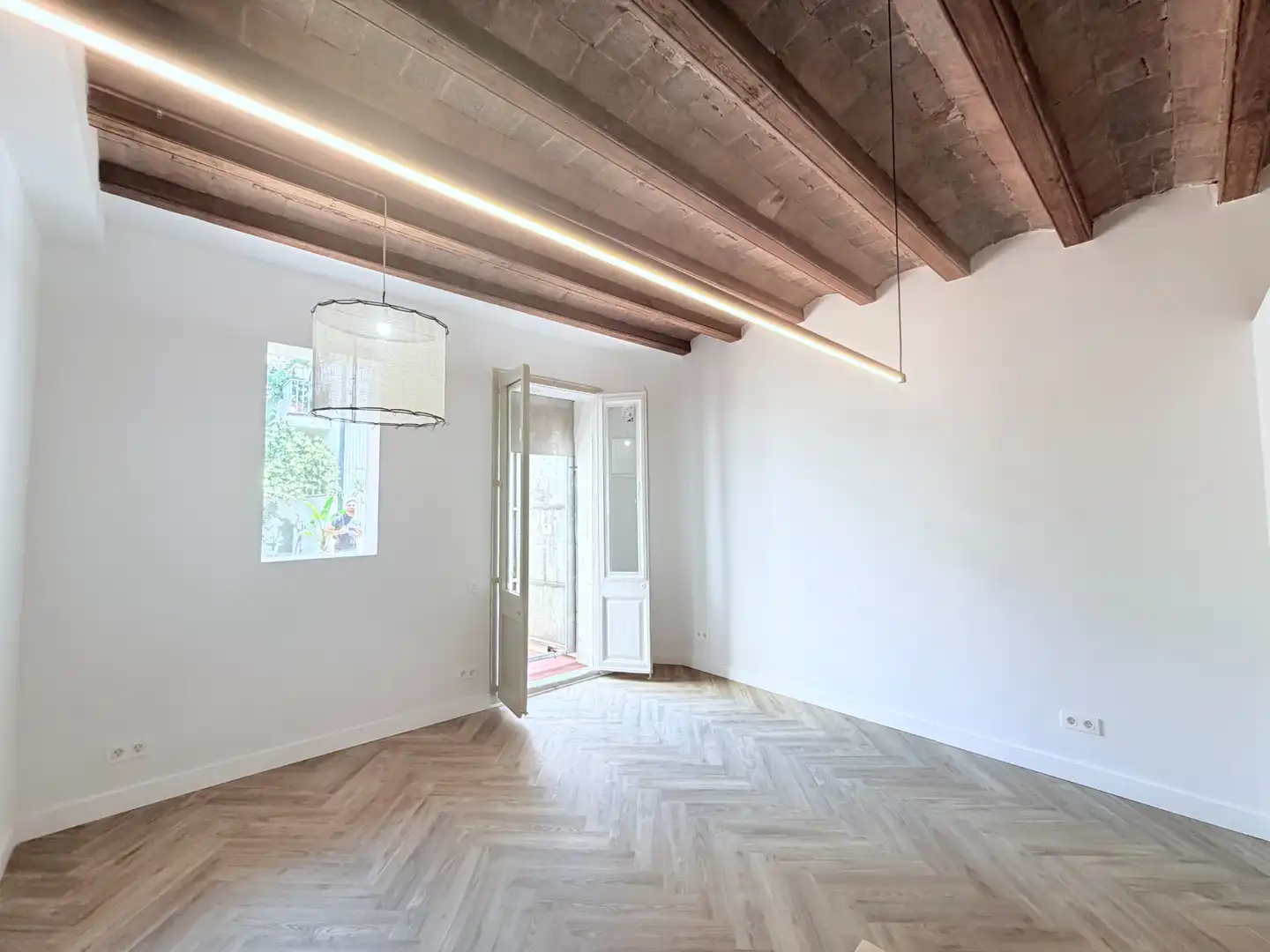 Flat for sale in Barcelona  with Air Conditioner, Heating and Parquet flooring