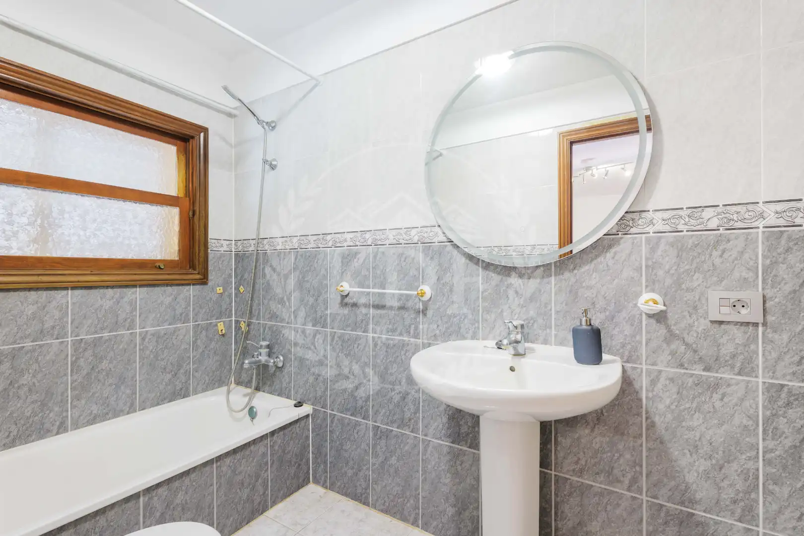 Baño de Casa o chalet en venta en El Rosario con Aire acondicionado, Jardín privado y Terraza