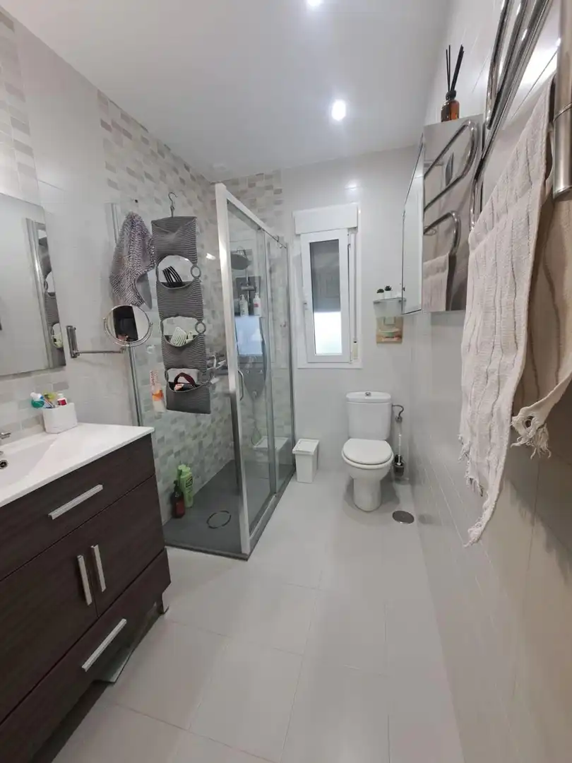 Baño de Piso en venta en Cádiz