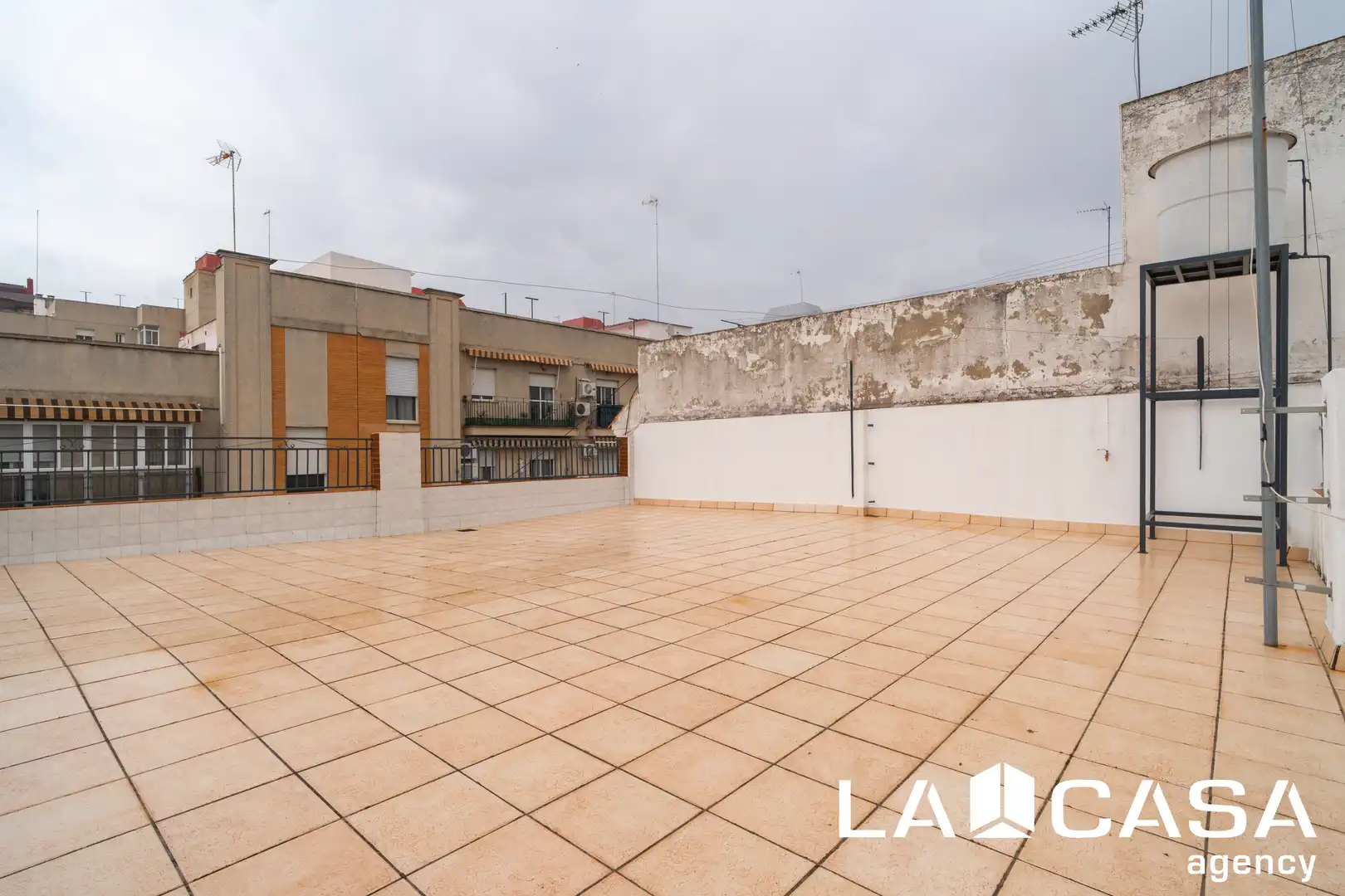 Terrassa de Casa o xalet en venda en Dos Hermanas