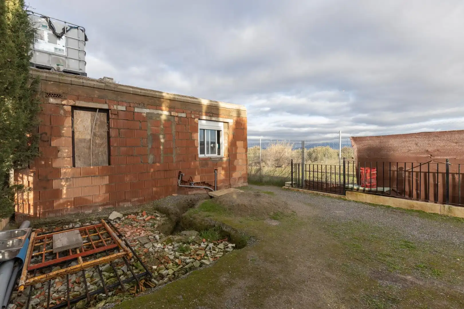 Finca rústica en venda a Avenida Doctor Manuel López Molín, 10, Chimeneas