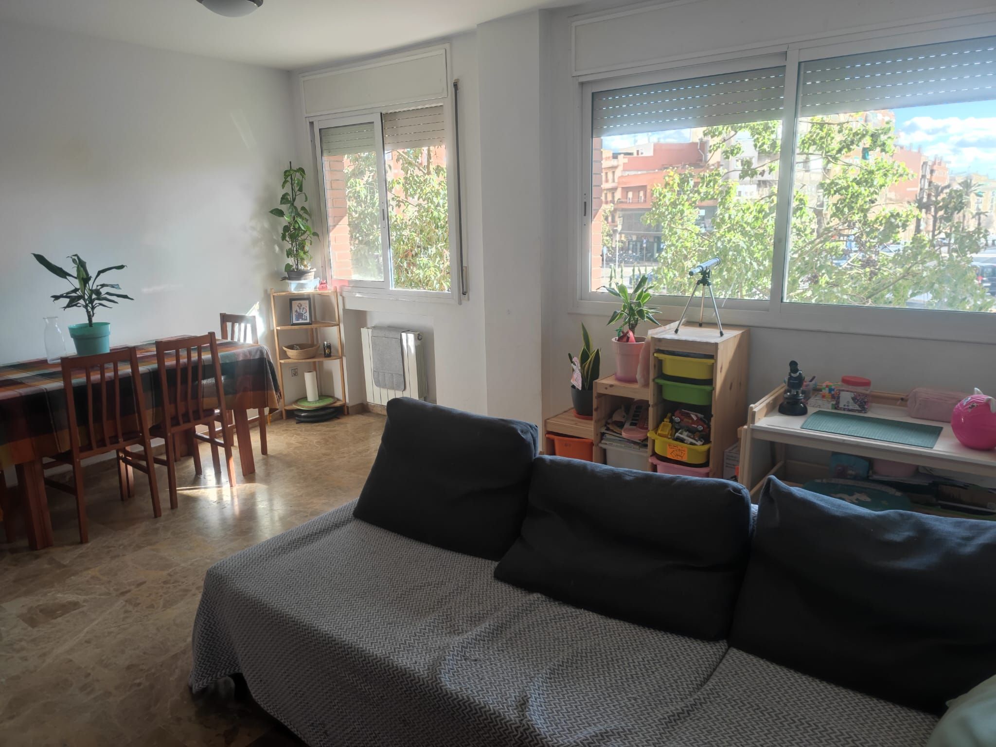 Sala d'estar de Pis en venda en Terrassa amb Calefacció i Parquet