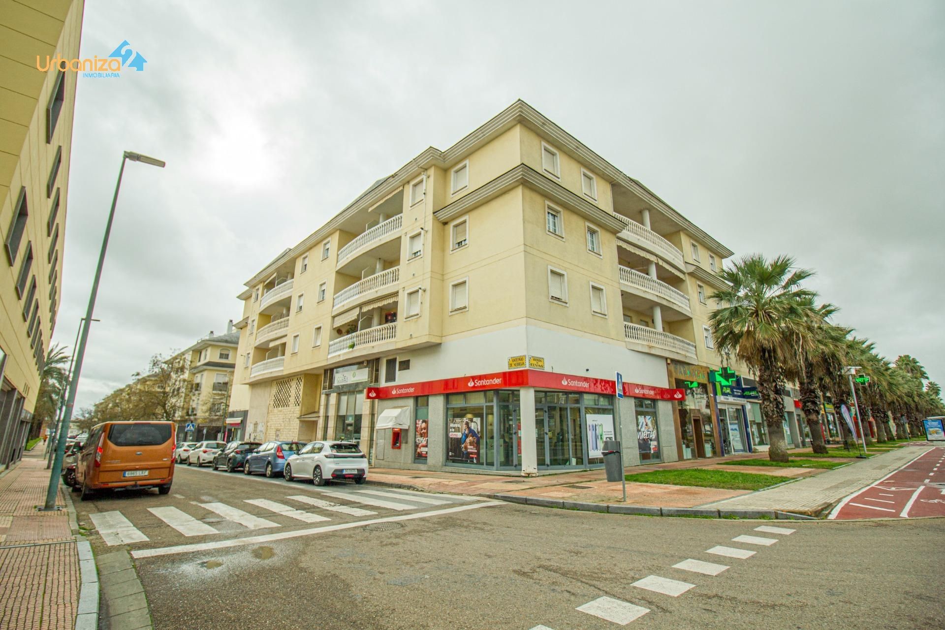 Exterior view of Apartment for sale in Badajoz Capital  with Terrace, Storage room and Balcony