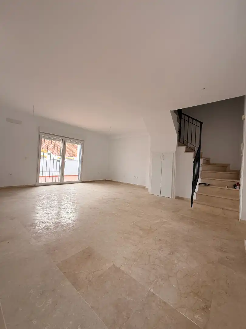 Sala d'estar de Pis en venda en Villanueva del Ariscal amb Terrassa