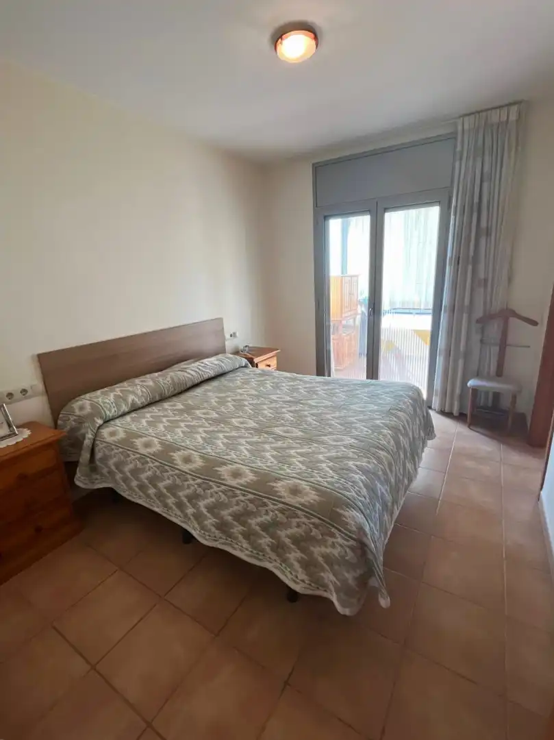 Habitación de Casa adosada en venta en Palamós con Aire acondicionado, Calefacción y Terraza