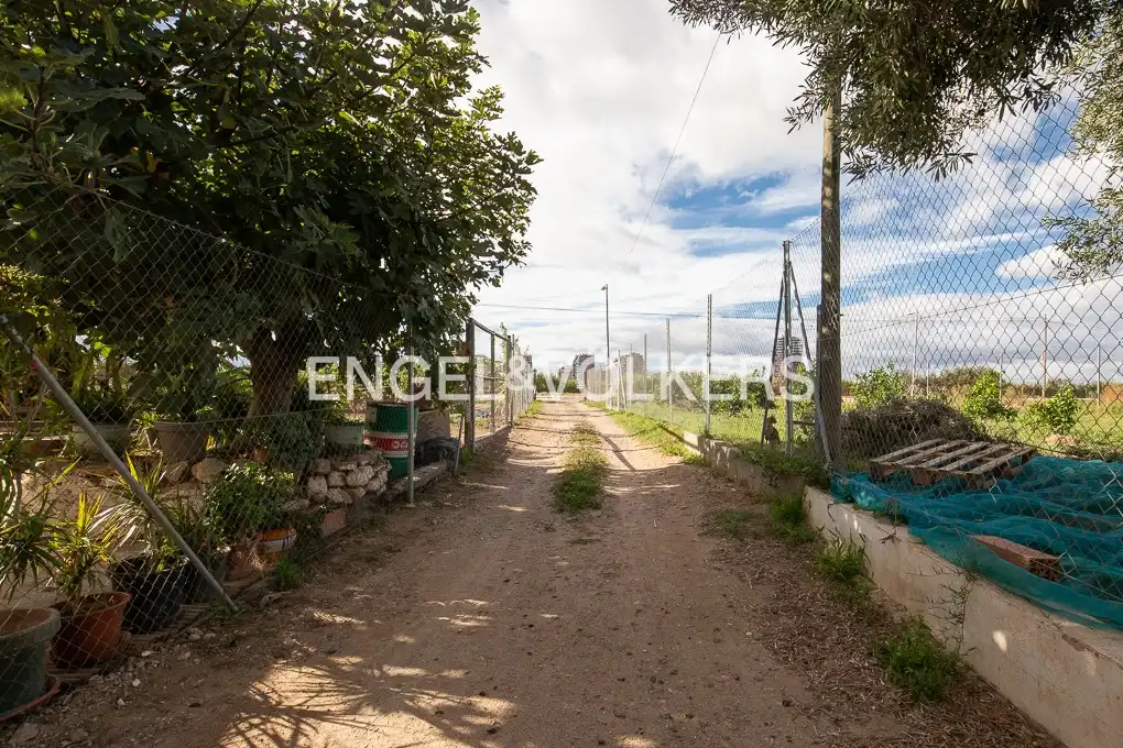 Country house zum Verkauf in Valencia mit Heizung und Privatgarten