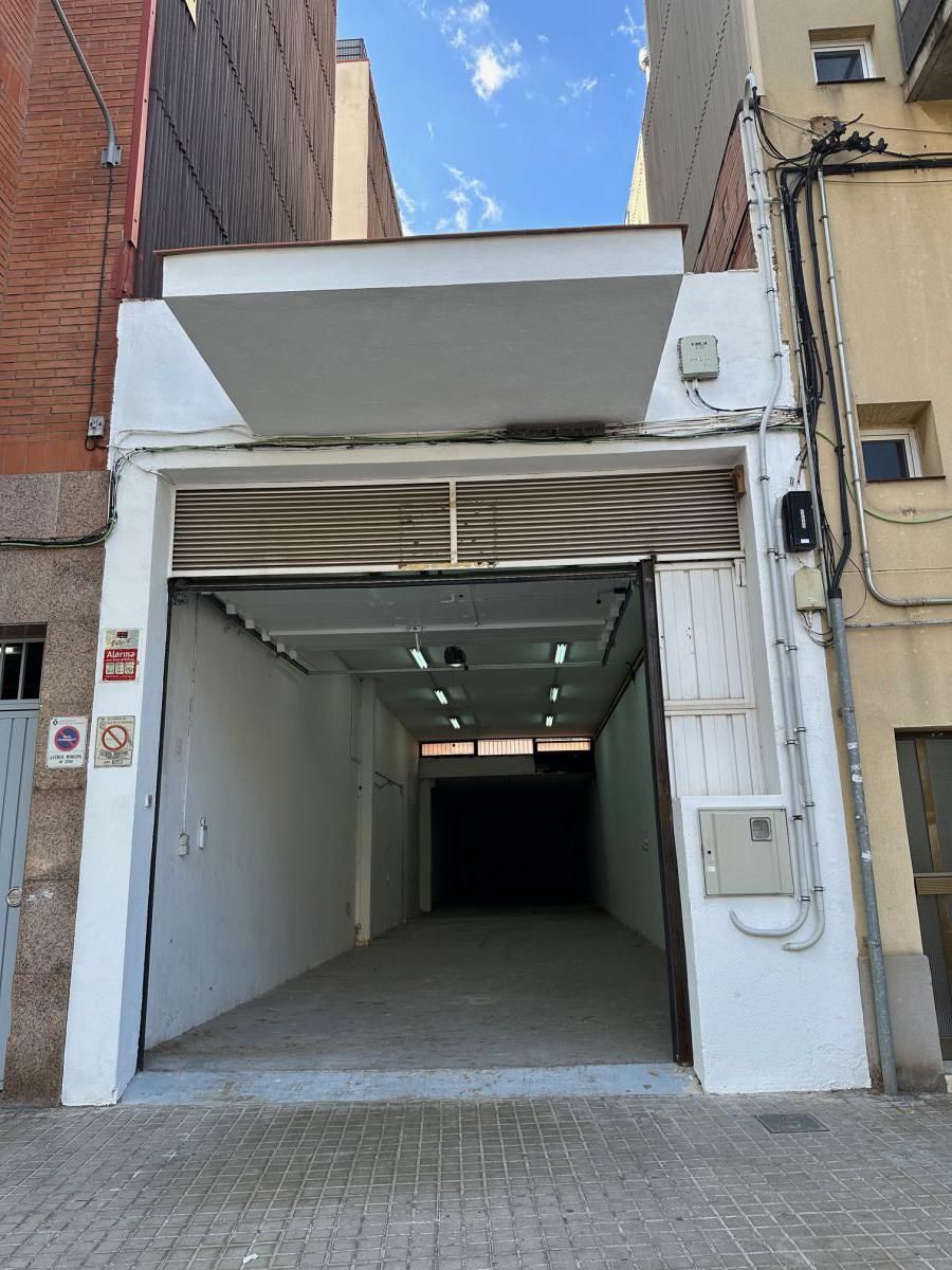 Local de alquiler en Sant Boi de Llobregat