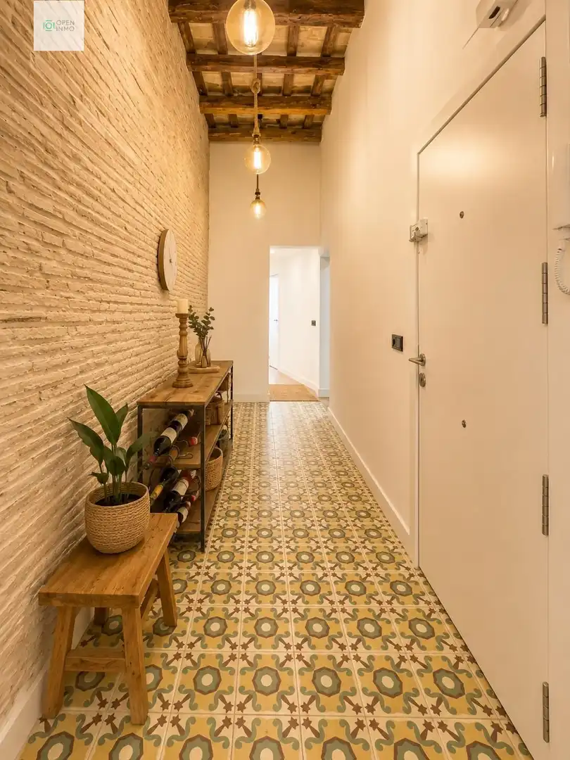 Wohnung zum Verkauf in Vilanova i la Geltrú mit Klimaanlage, Heizung und Balkon