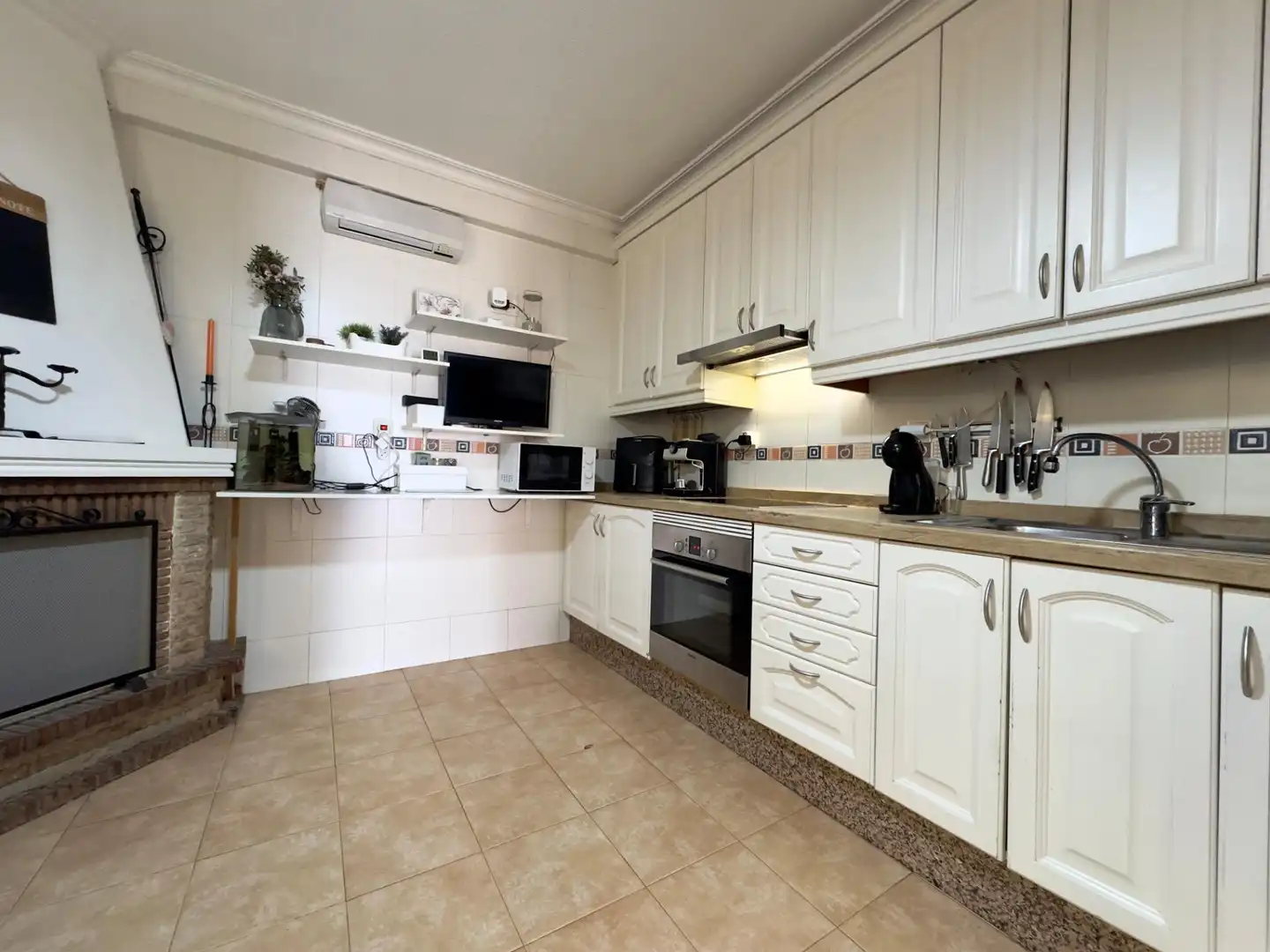 Kitchen of Houses for sale in Aspe  with Air Conditioner, Heating and Terrace