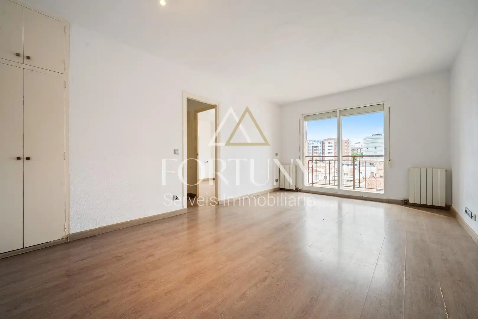 Vista exterior de Piso en venta en Reus con Balcón