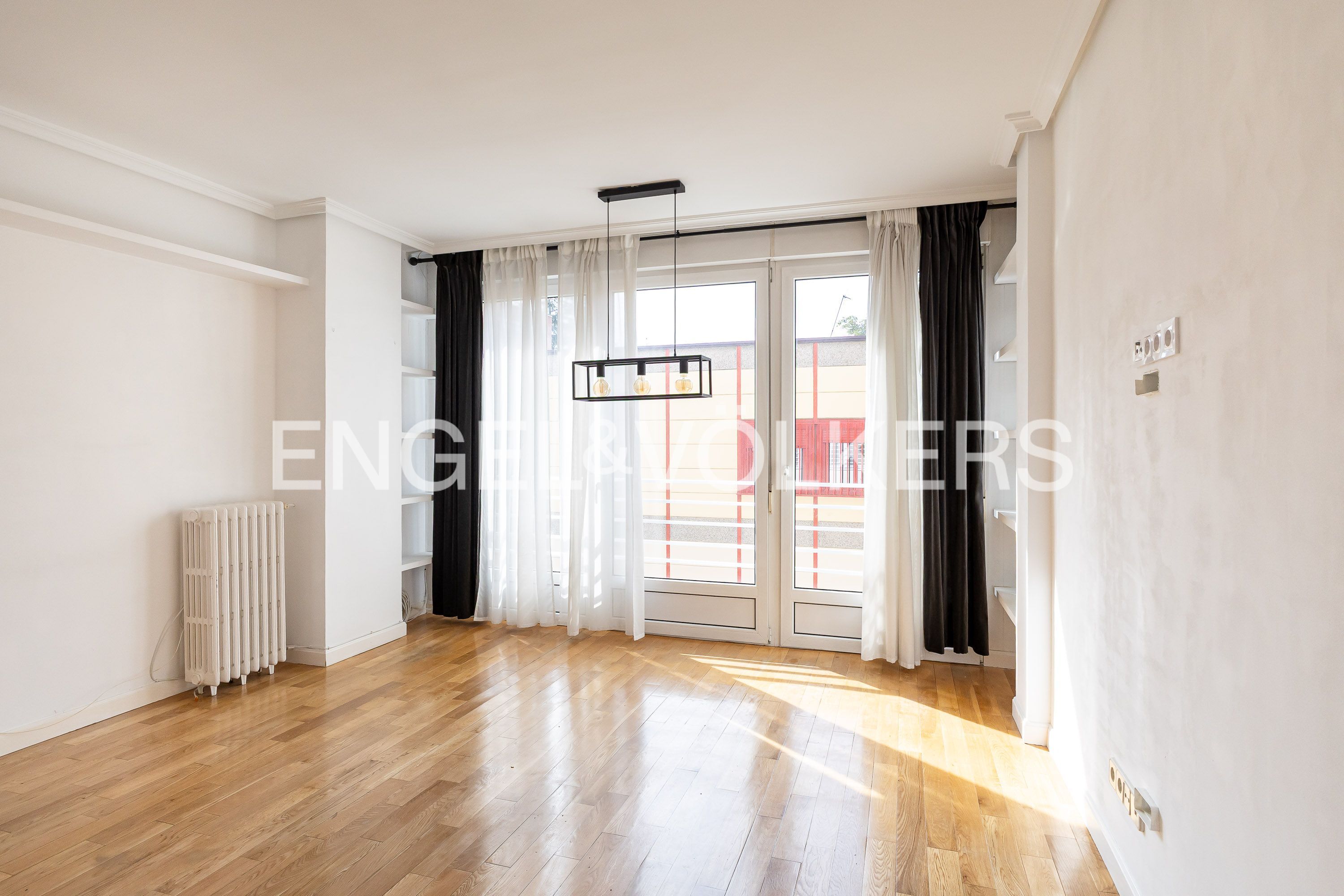 Sala de estar de Piso de alquiler en  Madrid Capital con Aire acondicionado, Calefacción y Se aceptan mascotas