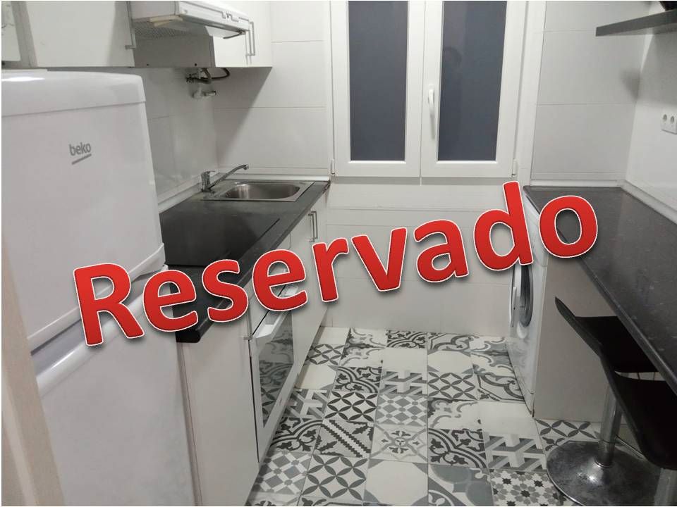 Kitchen of Flat to rent in Santander  with Heating, Furnished and Oven