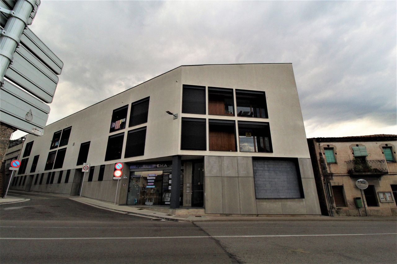 Exterior view of Garage for sale in Sant Joan Les Fonts