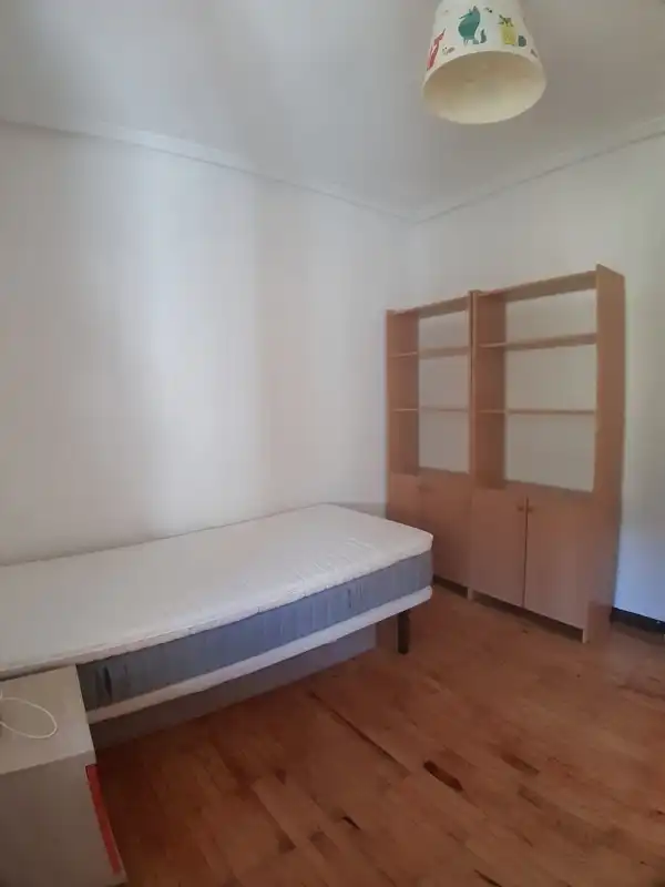 Bedroom of Flat for rent in Deusto