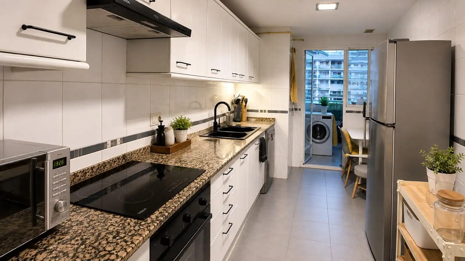 Kitchen of Flat for sale in Valencia  with Air Conditioner, Heating and Private garden