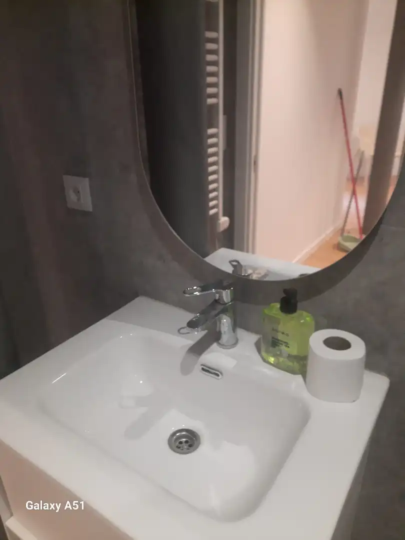 Bathroom of Flat for rent in Zaragoza  with Air Conditioner, Heating and Parquet flooring