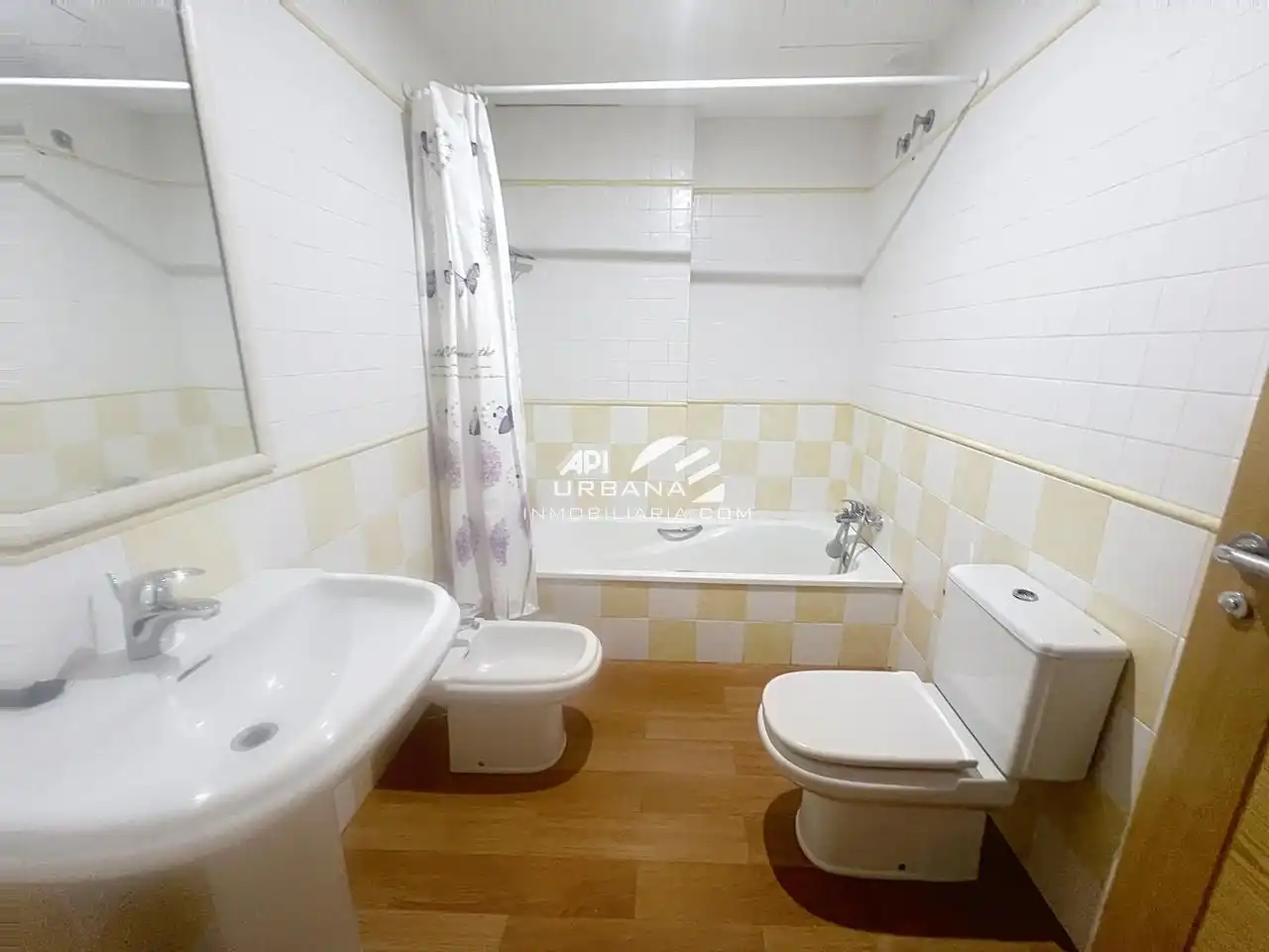 Bathroom of Houses for sale in Lucena  with Air Conditioner, Terrace and Swimming Pool