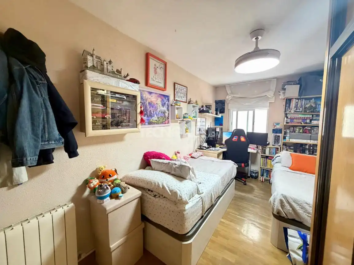 Habitación de Piso en venta en Madrid con Aire acondicionado, Calefacción y Terraza