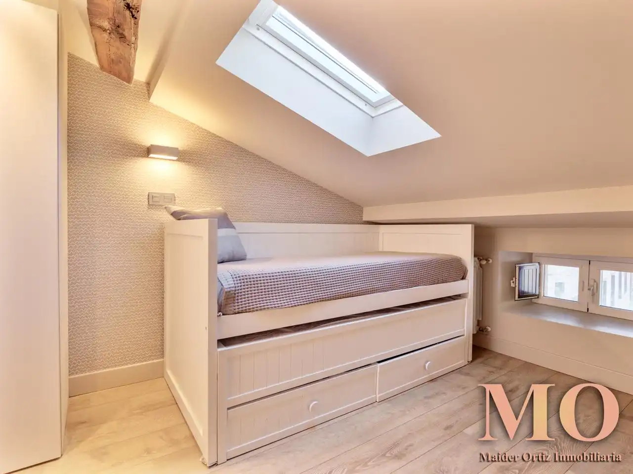 Habitación de Dúplex en venta en Bergara con Calefacción