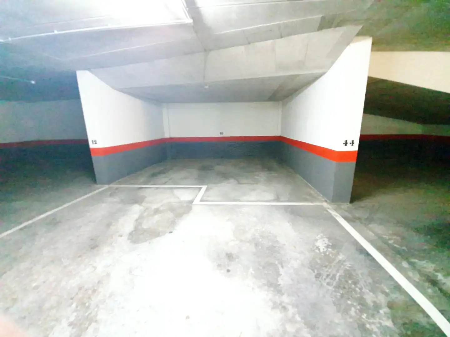 Einzelparkplatz mit Aufzug zum Verkauf in Avenida la Lostra