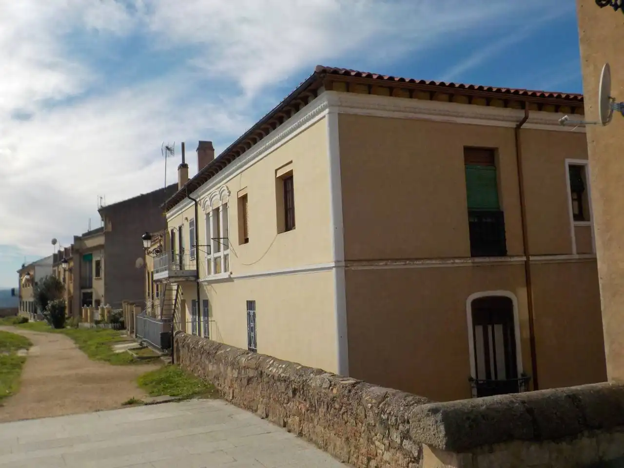 Vista exterior de Edificio en venta en Ciudad Rodrigo
