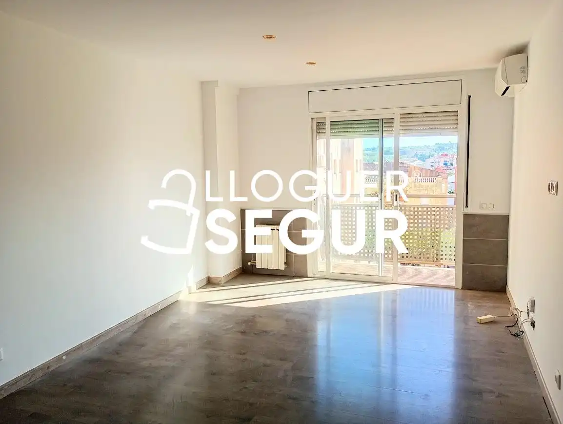 Habitación de Piso de alquiler en Olesa de Montserrat con Aire acondicionado, Calefacción y Terraza