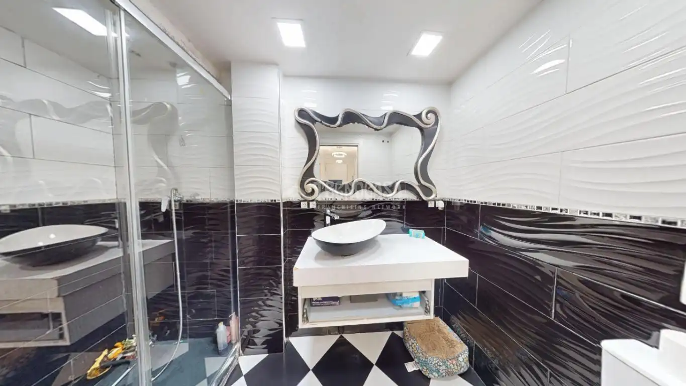 Baño de Piso en venta en Valencia con Calefacción