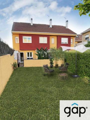 Casa-chalet en Venta en Fuensanta - Universidad