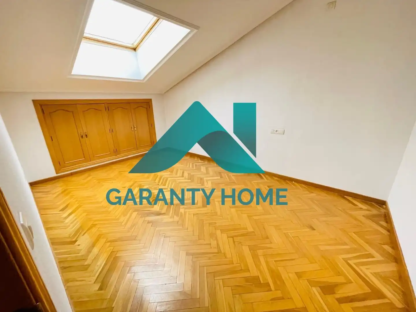 Vista exterior de Piso en venta en Cáceres con Aire acondicionado, Calefacción y Parquet