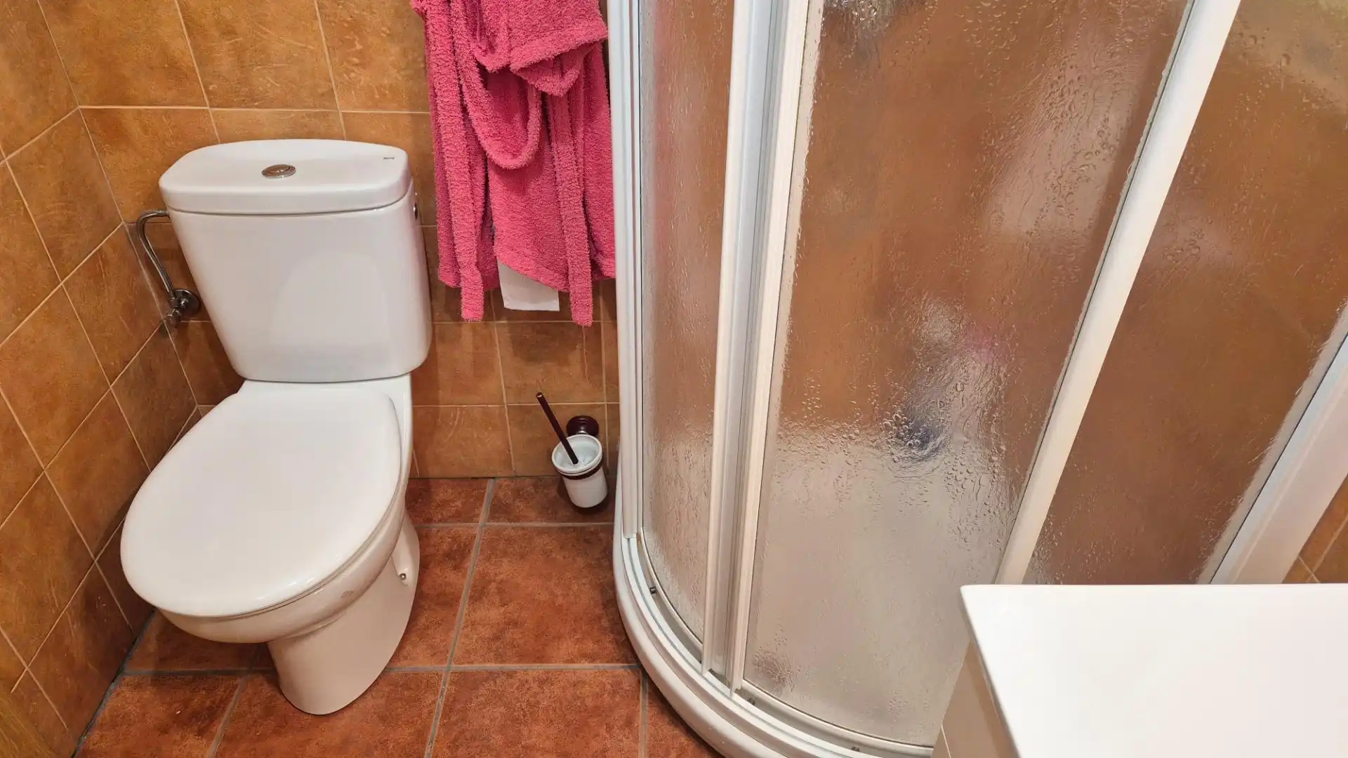 Bathroom of Houses for sale in San Esteban de la Sierra