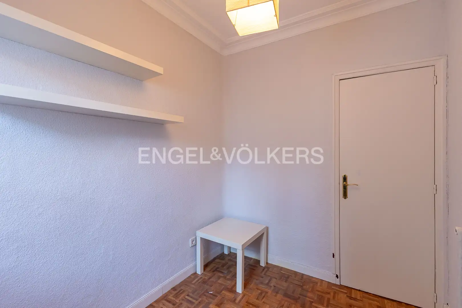 Schlafzimmer von Wohnung zur Miete in Madrid mit Klimaanlage, Heizung und Parkett
