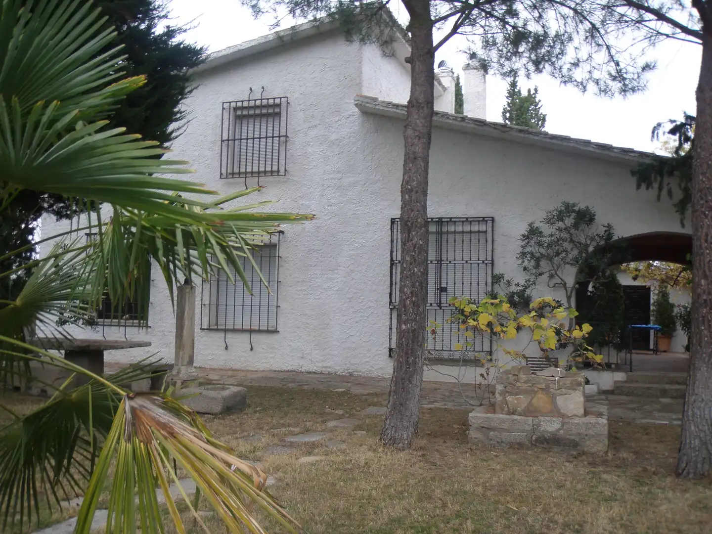 Vista exterior de Casa o xalet en venda en Fresno de la Ribera amb Calefacció, Jardí privat i Piscina