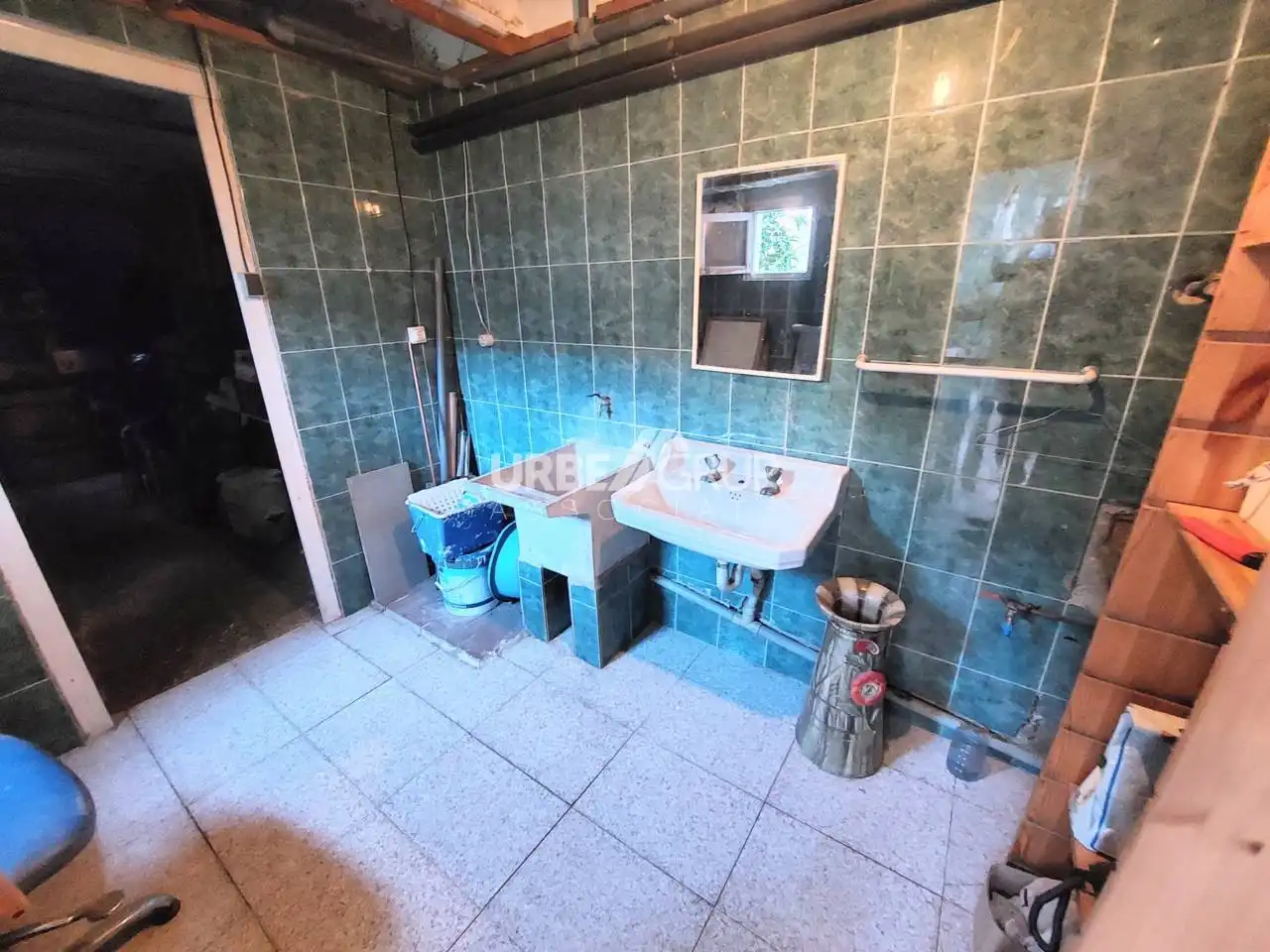 Bany de Casa o xalet en venda en Terrassa amb Calefacció, Jardí privat i Terrassa