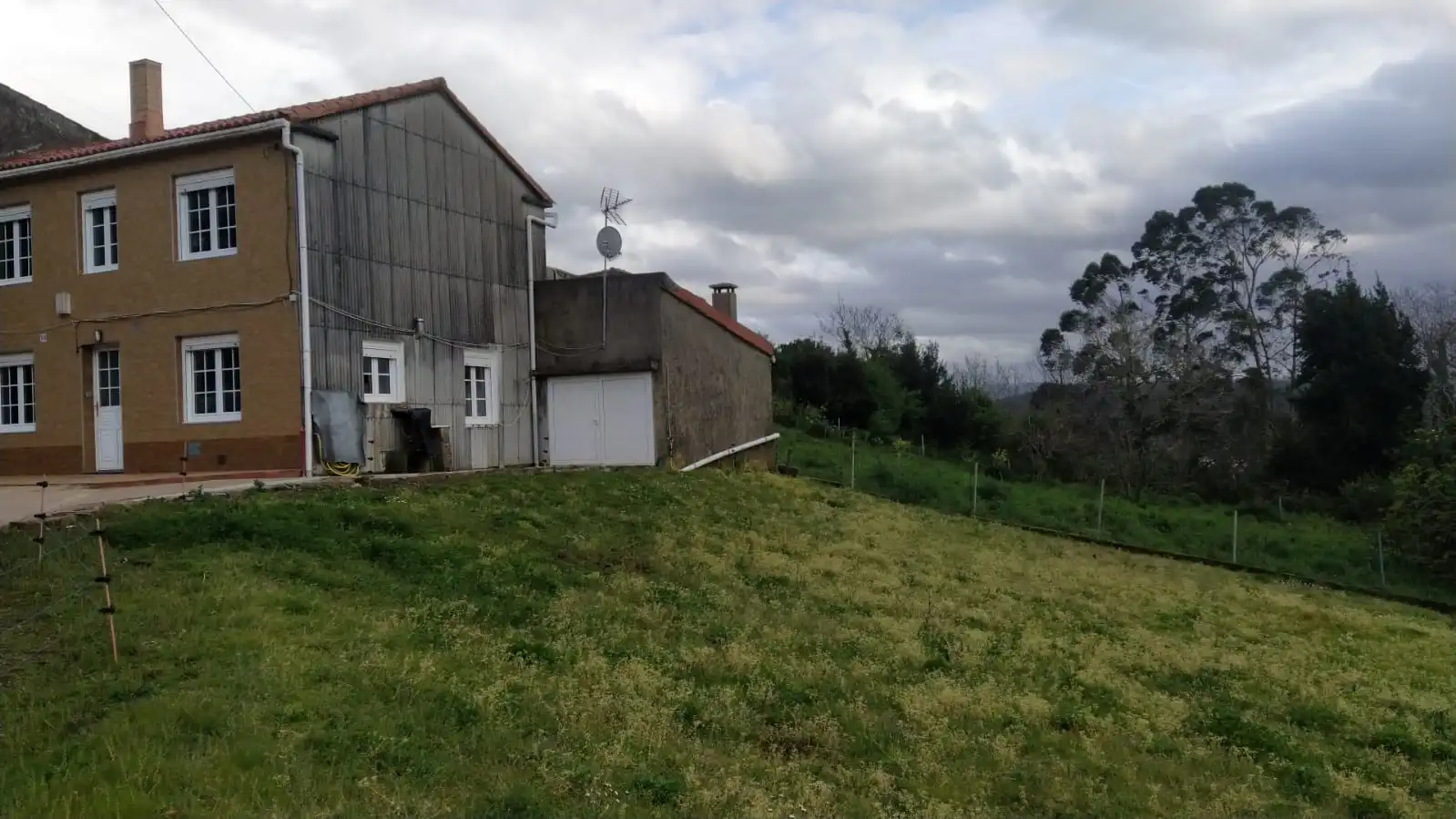 Casa o xalet en venda en Cariño amb Jardí privat, Parquet i Terrassa