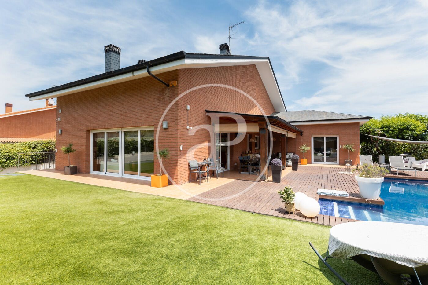 Exterior view of Houses for sale in Sant Quirze del Vallès  with Air Conditioner, Heating and Private garden