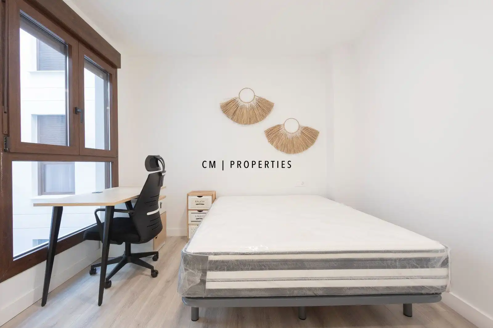 Bedroom of Flat for rent in Valencia  with Air Conditioner, Heating and Furnished