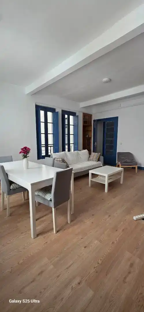 Wohnzimmer von Wohnung zur Miete in Oviedo 